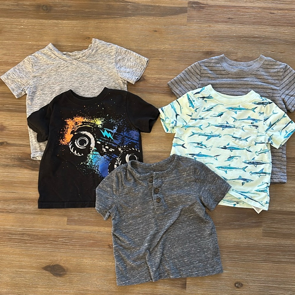 Lot of 5 shirts sizes 12-18m